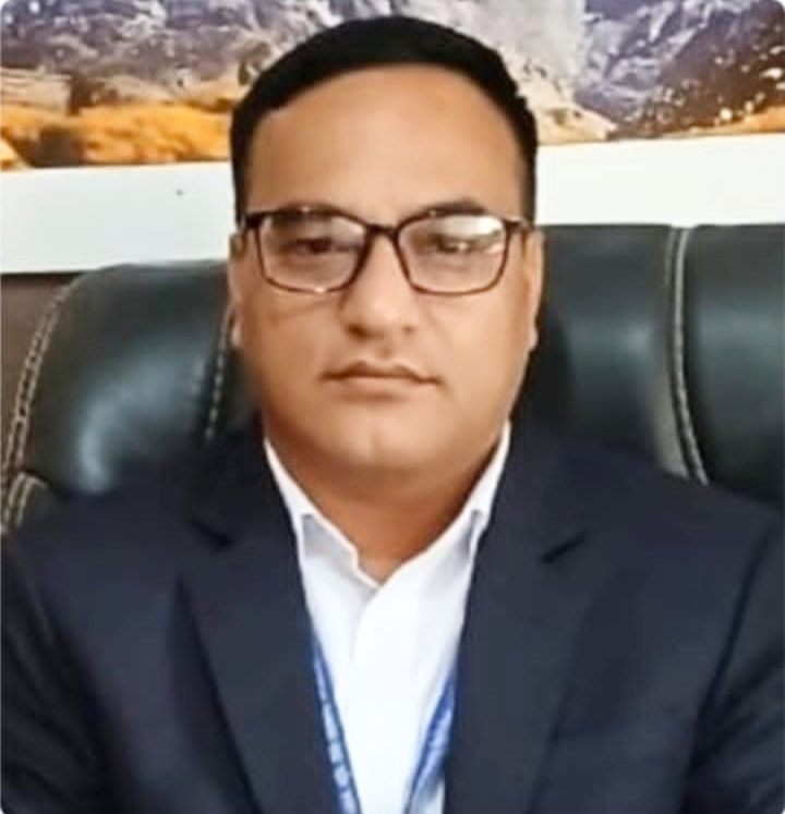 पदम बहादुर ठकुराठी